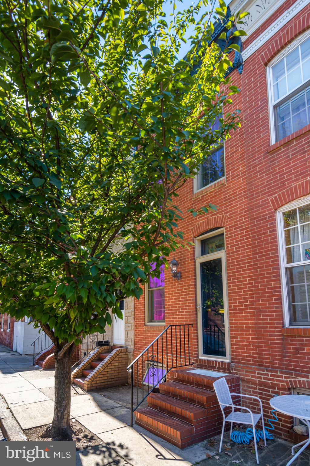 LOCUST POINT - Residential