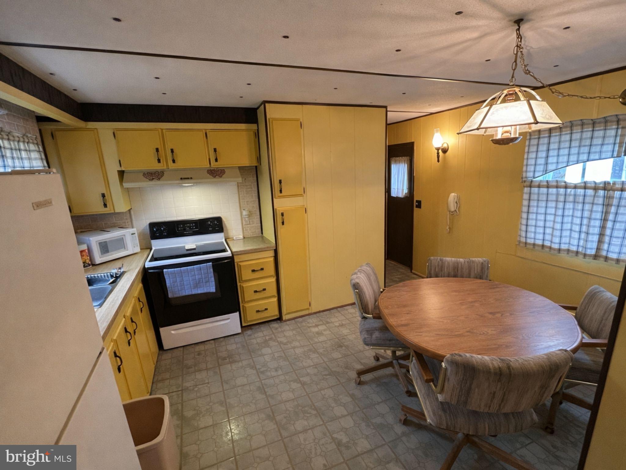 409 E MAIN STREET 26