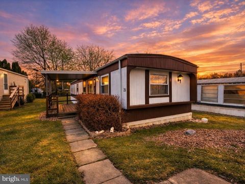 409 E MAIN STREET 26 MOUNTVILLE PA 17554