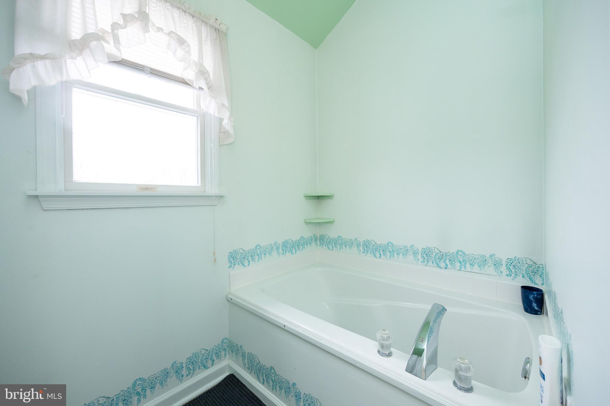 TURNBERRY FARM - Residential