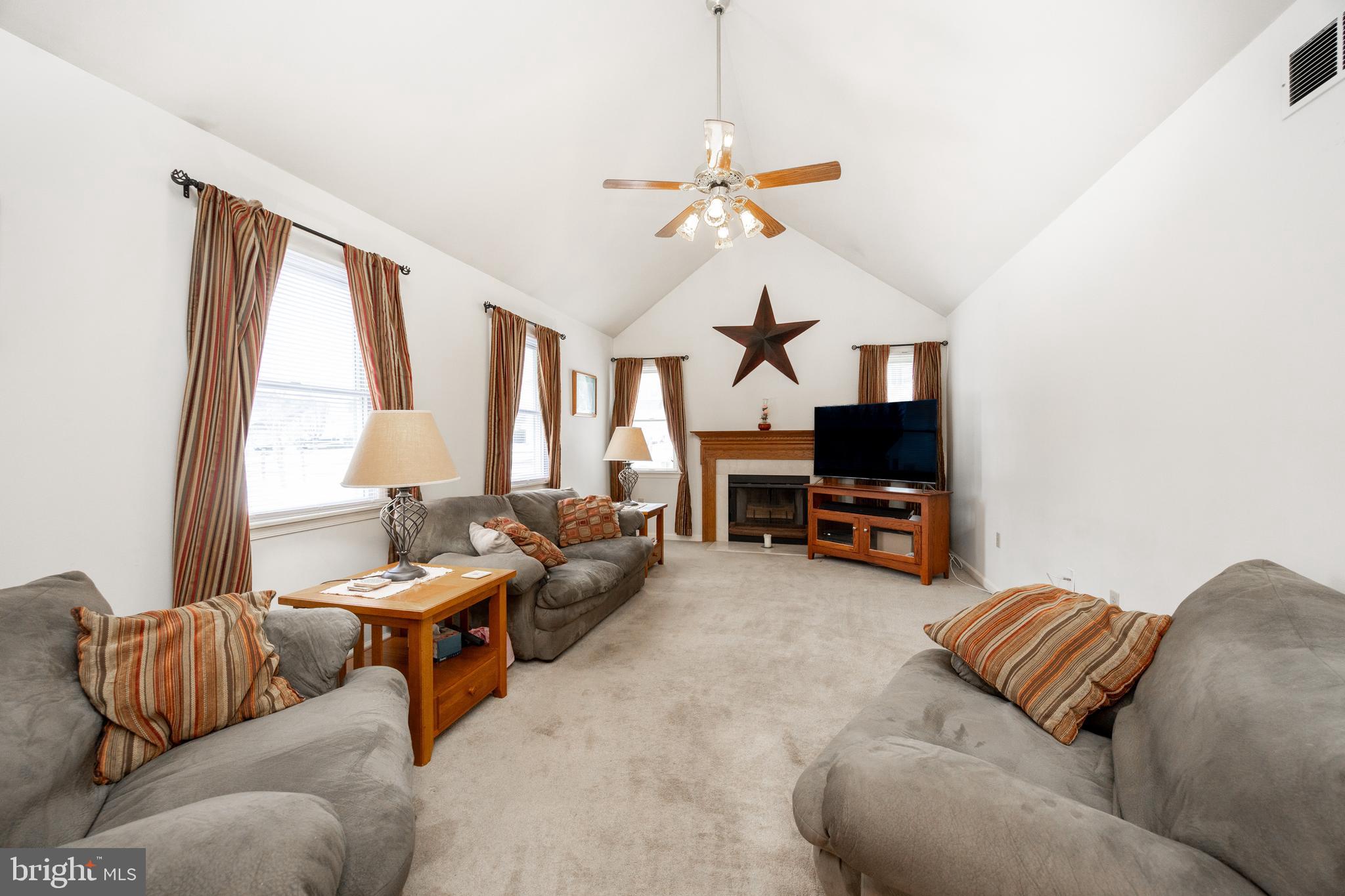 TURNBERRY FARM - Residential