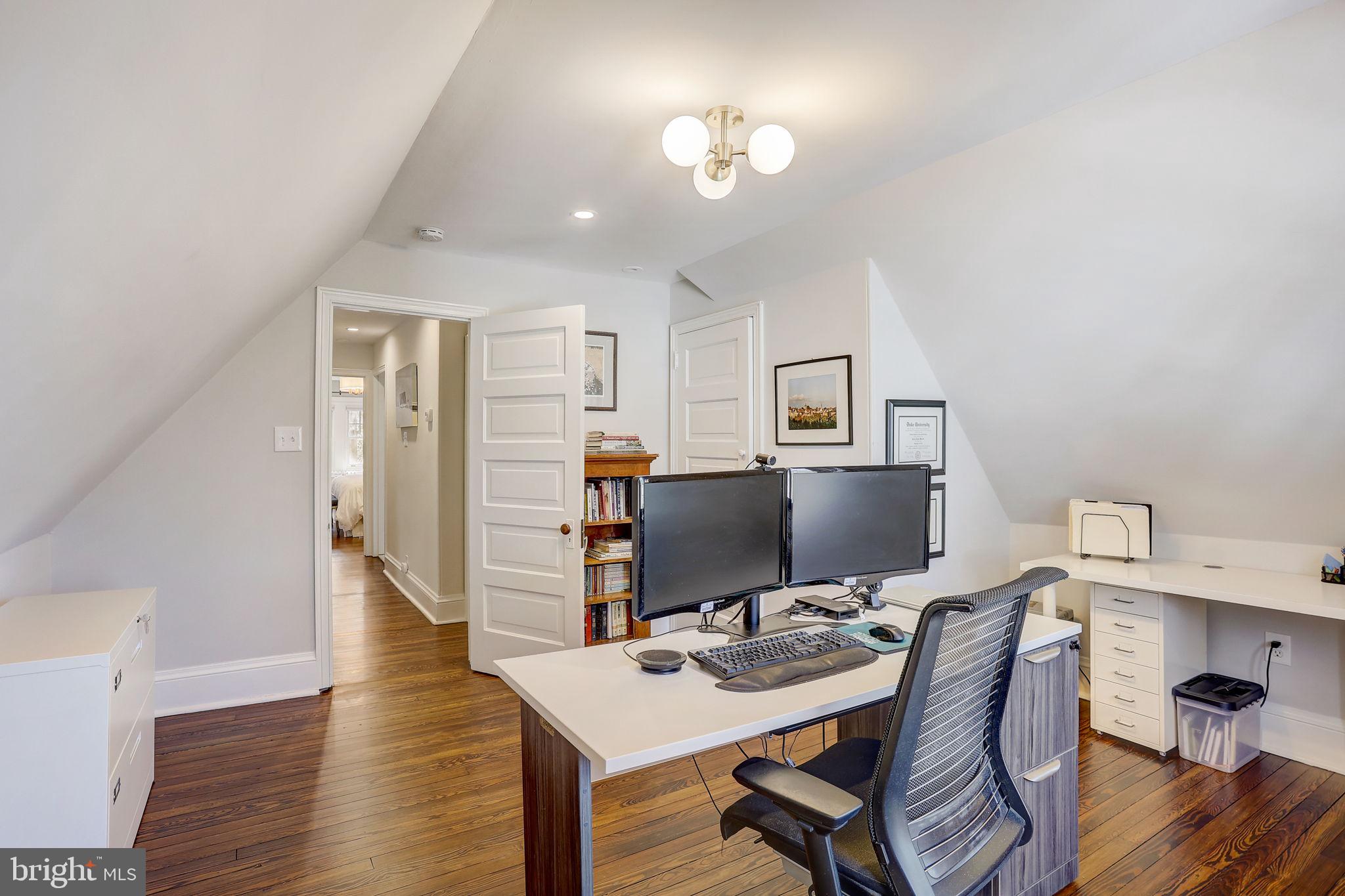 MERION - Residential