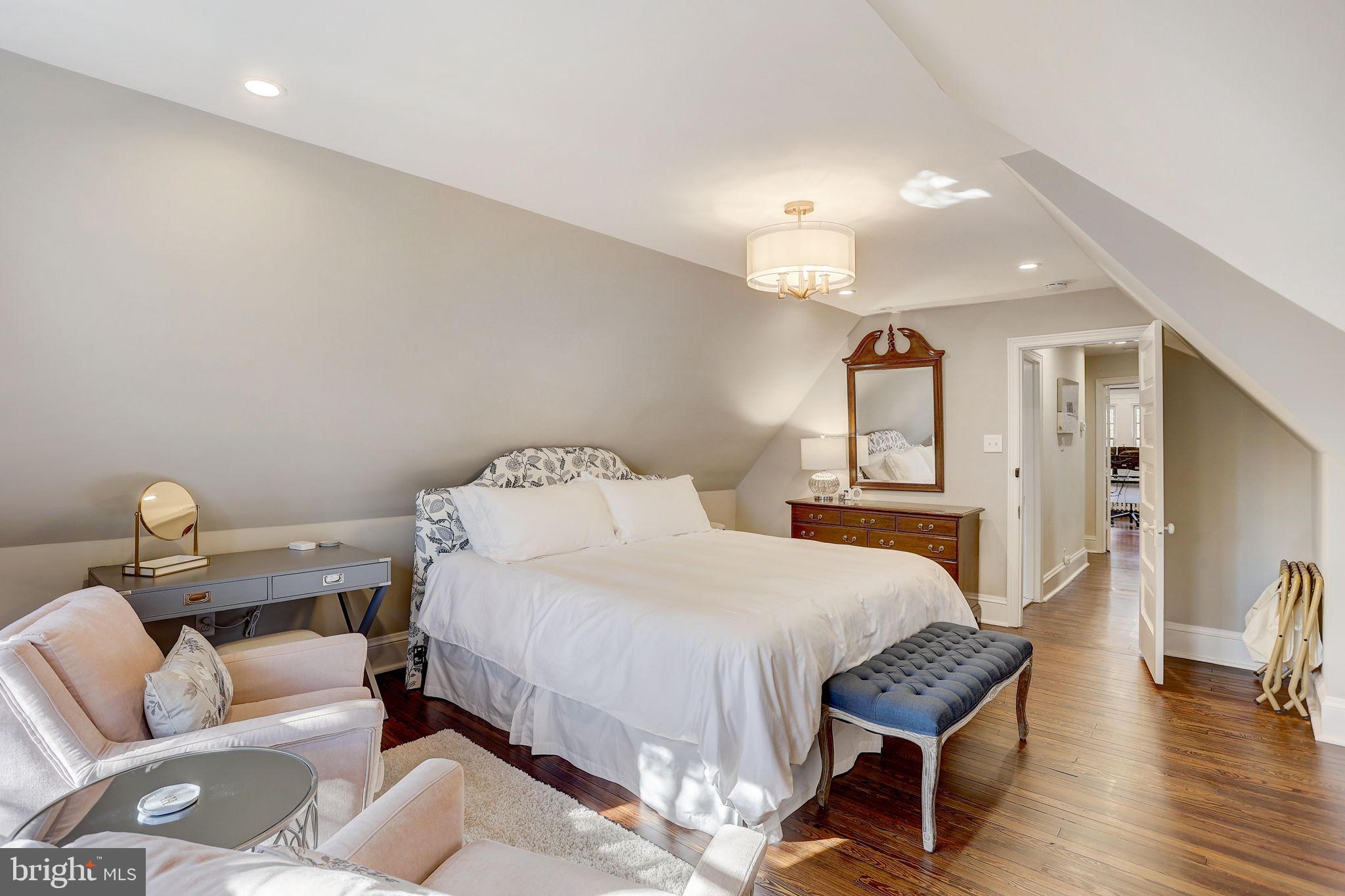 MERION - Residential