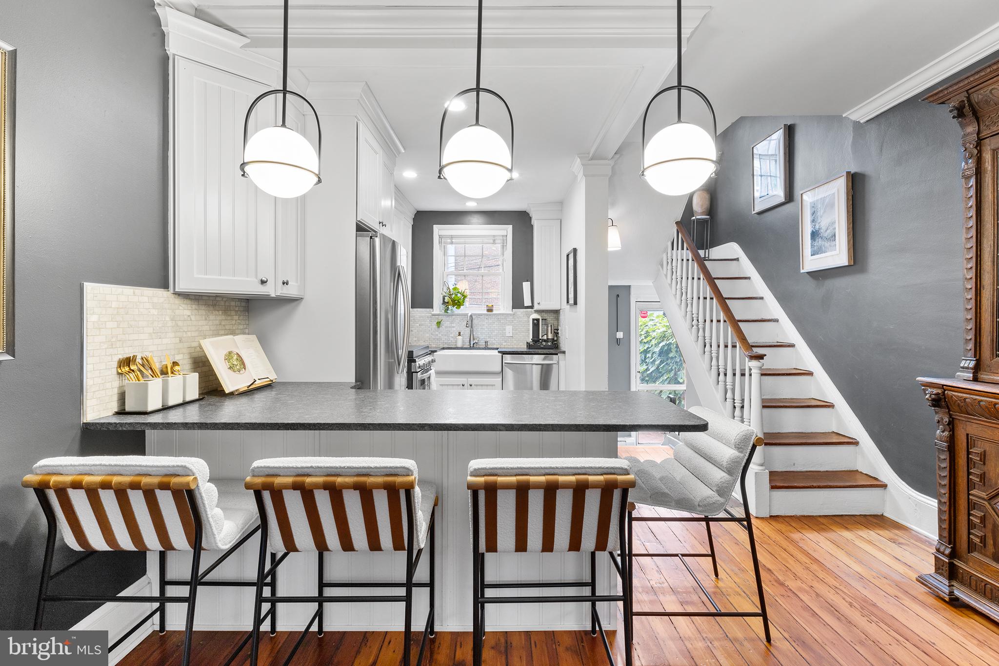 WASHINGTON SQ WEST - Residential