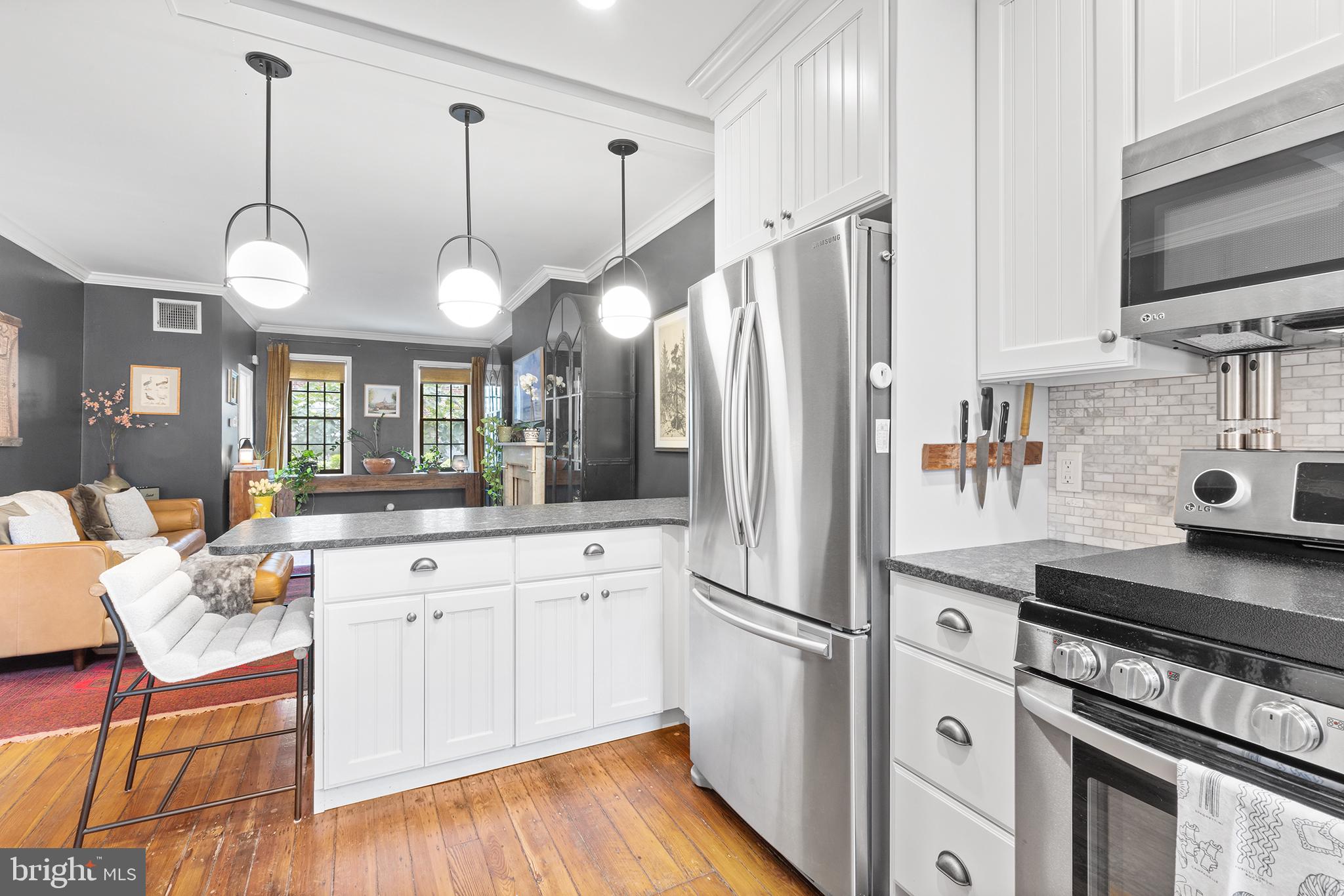 WASHINGTON SQ WEST - Residential