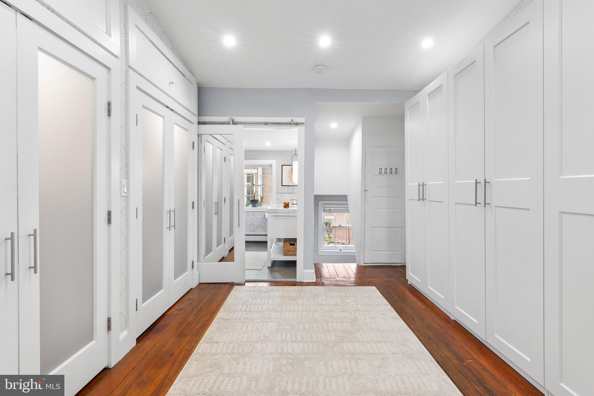 WASHINGTON SQ WEST - Residential