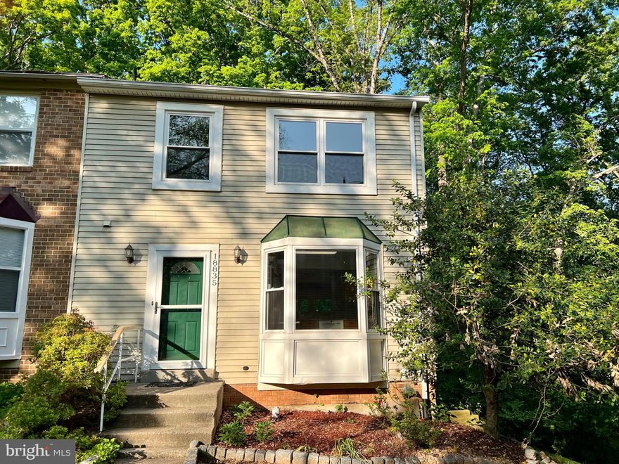 Beautifully renovated and updated 3 level townhome available for your immediate occupancy. 3 bedrooms 3.5 bathrooms. Well maintained, tastefully upgraded, end unit TH, with a large fully fenced wooden deck/patio. Upgraded kitchen with granite counters, ceramic tiles, wooden cabinets, stainless steel appliances, dual oven, bay window, table space. Newer GAF roof,  energy
efficient water heater, Brazilian hardwood floors. Fully finished daylight basement with a full bathroom, walkout to a spacious deck, fully fenced. Wooded lot on both sides of the house, community pool, walking trails. Expandable sofa couch/bed in the lower level conveys, as well as a large wardrobe/TV cabinet. Pets on case by case basis with a deposit.