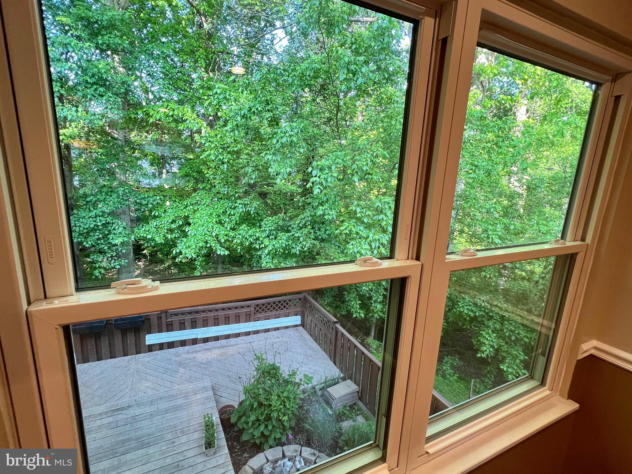 GUNNERS LAKE VILLAGE - Residential Lease