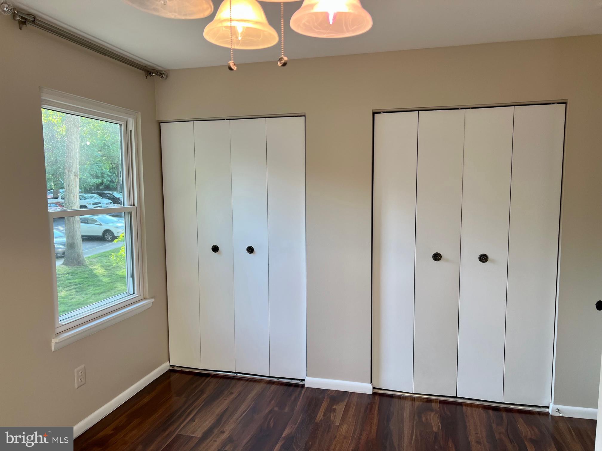 GUNNERS LAKE VILLAGE - Residential Lease