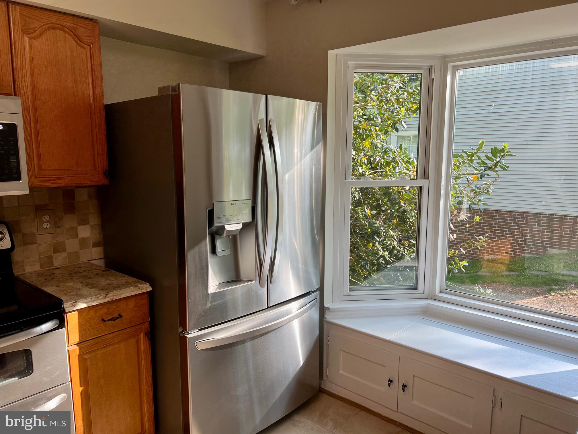 GUNNERS LAKE VILLAGE - Residential Lease