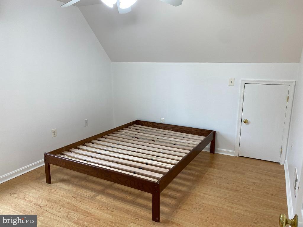 MOUNT PLEASANT - Residential Lease