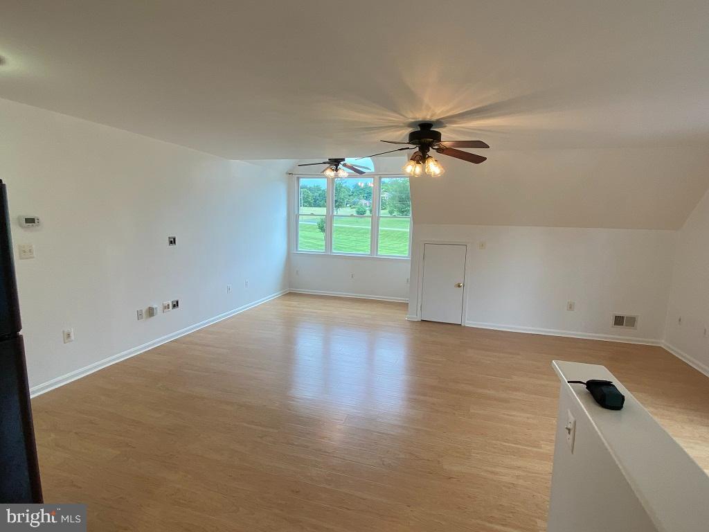 MOUNT PLEASANT - Residential Lease