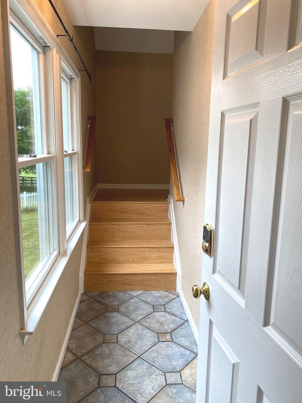 MOUNT PLEASANT - Residential Lease