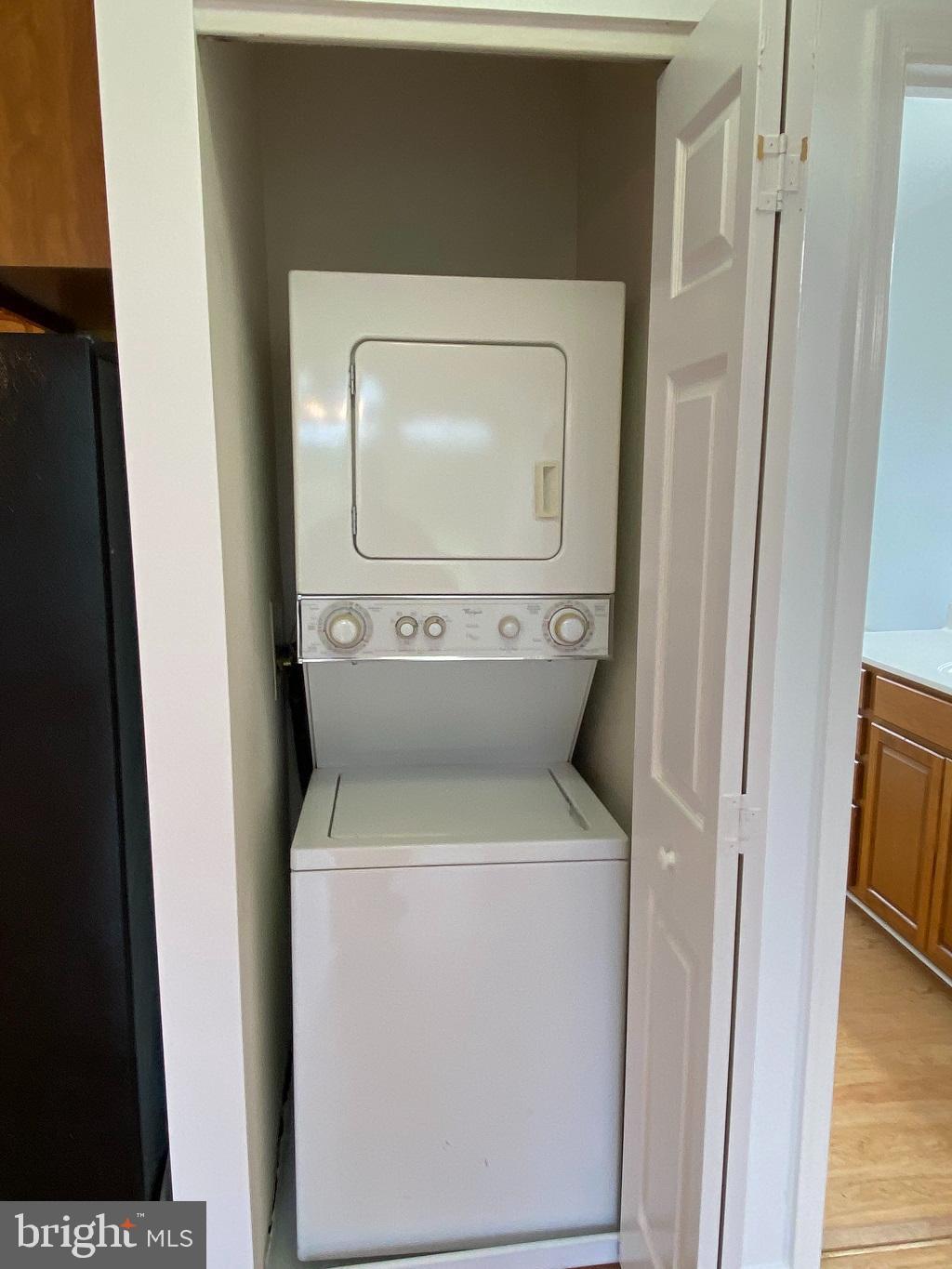 MOUNT PLEASANT - Residential Lease