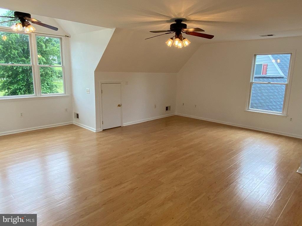 MOUNT PLEASANT - Residential Lease