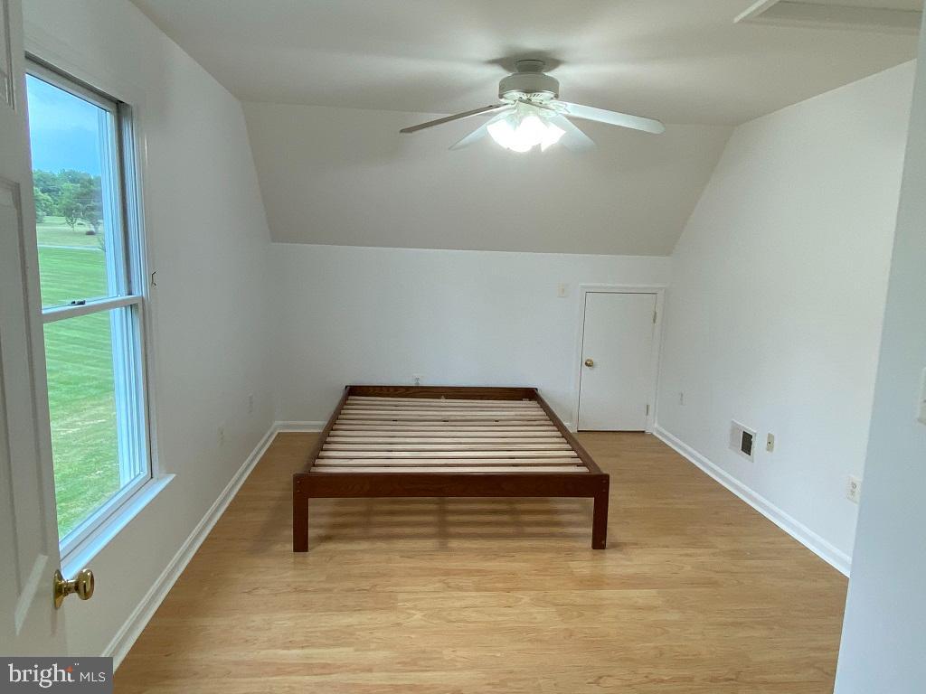 MOUNT PLEASANT - Residential Lease