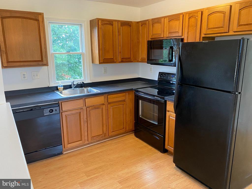 MOUNT PLEASANT - Residential Lease