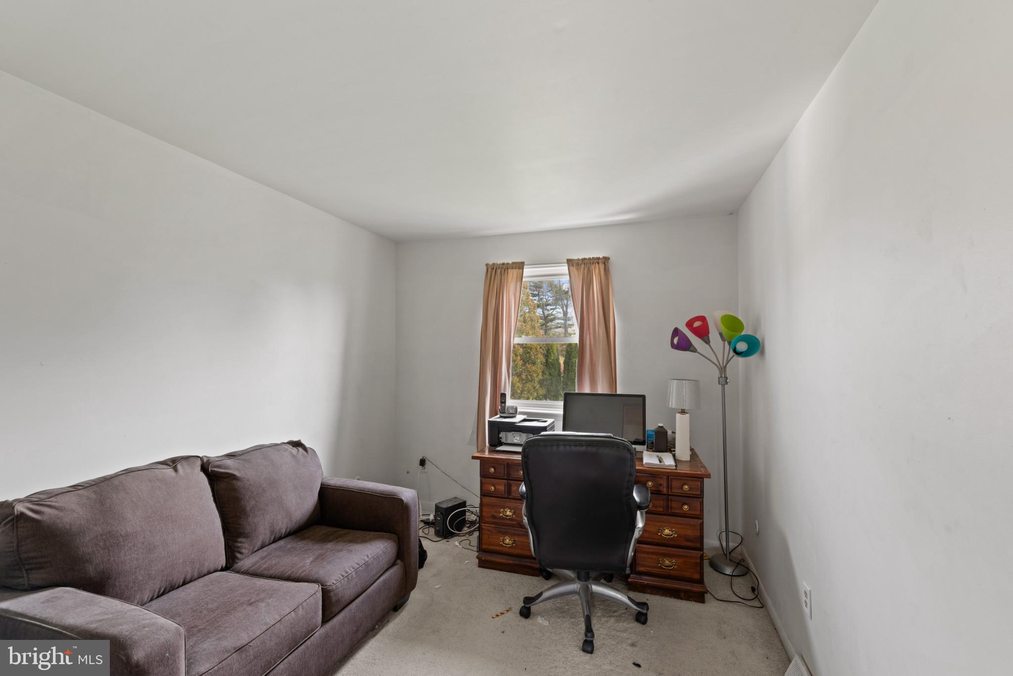 MANOR VIEW - Residential