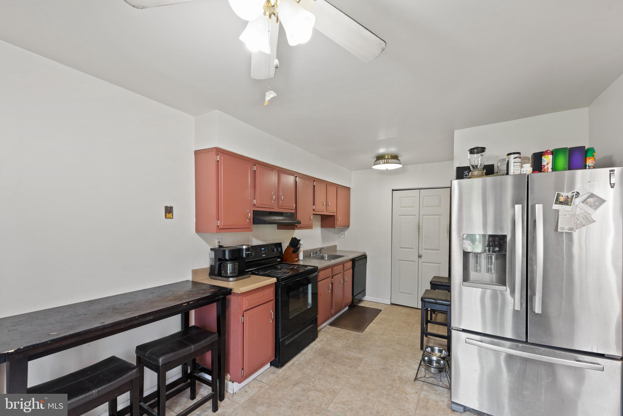 MANOR VIEW - Residential