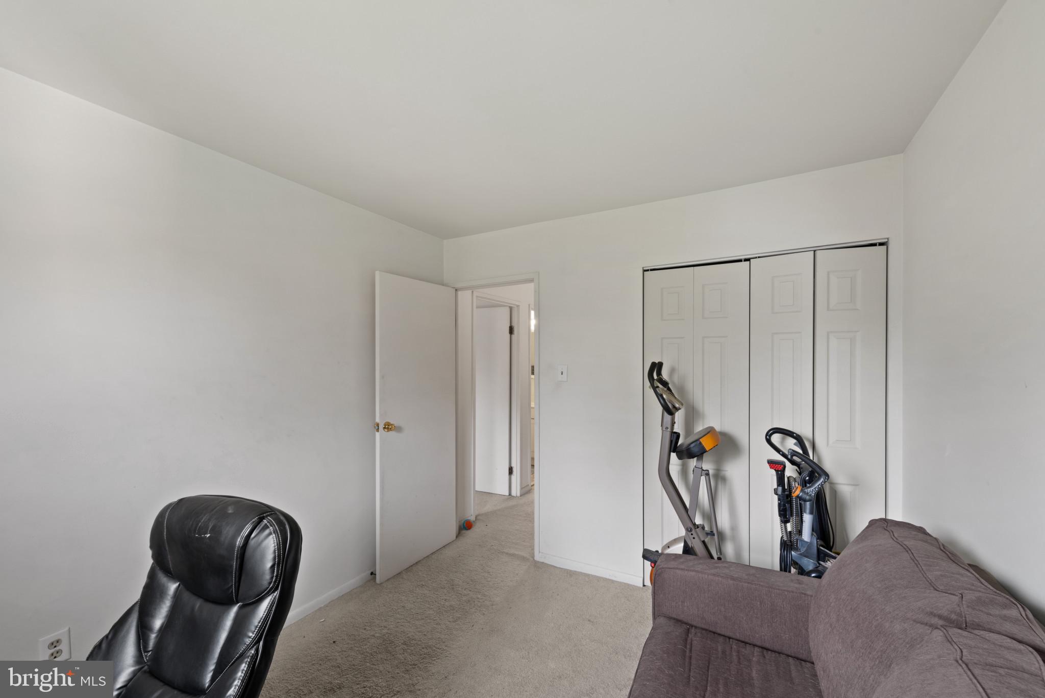 MANOR VIEW - Residential