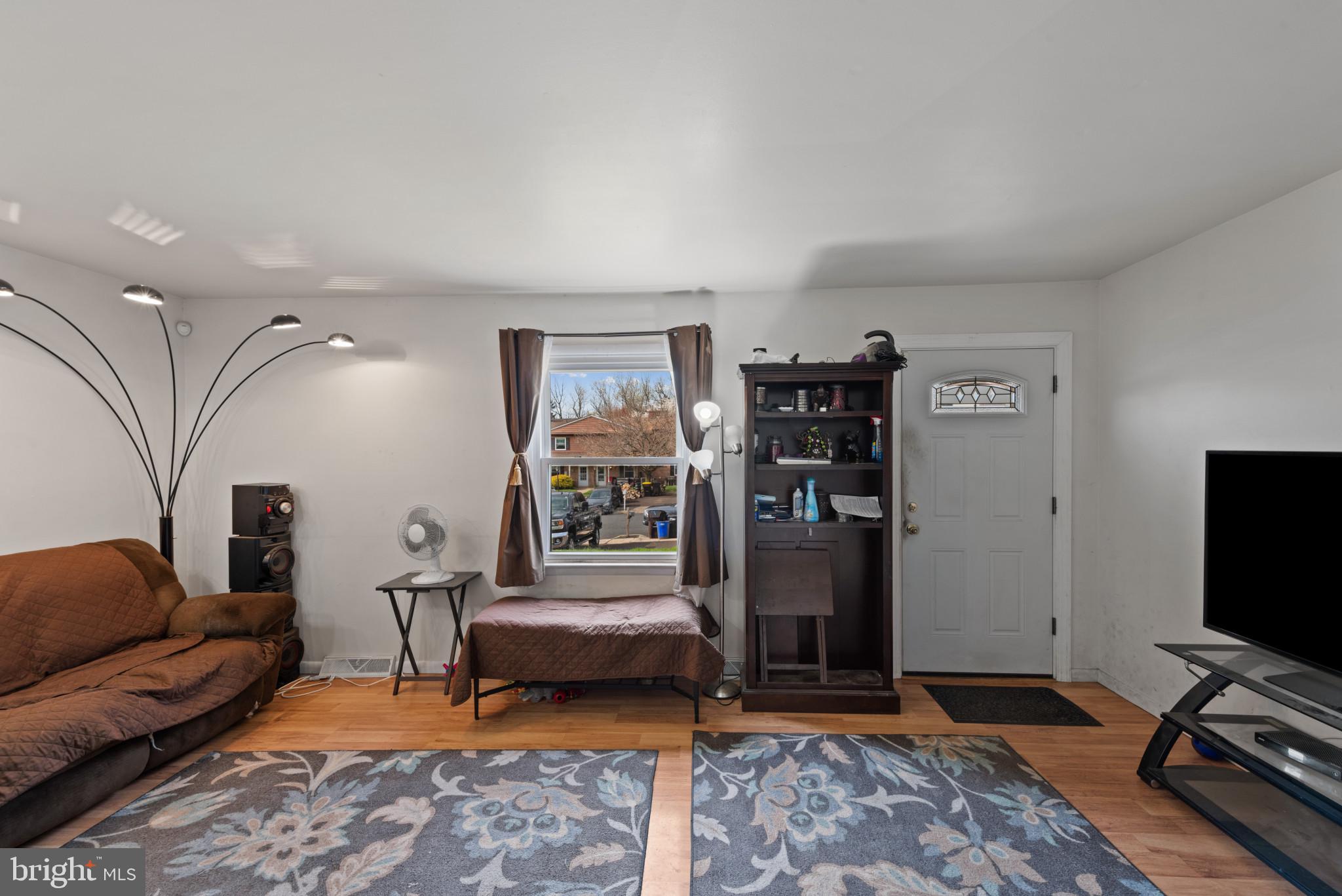 MANOR VIEW - Residential