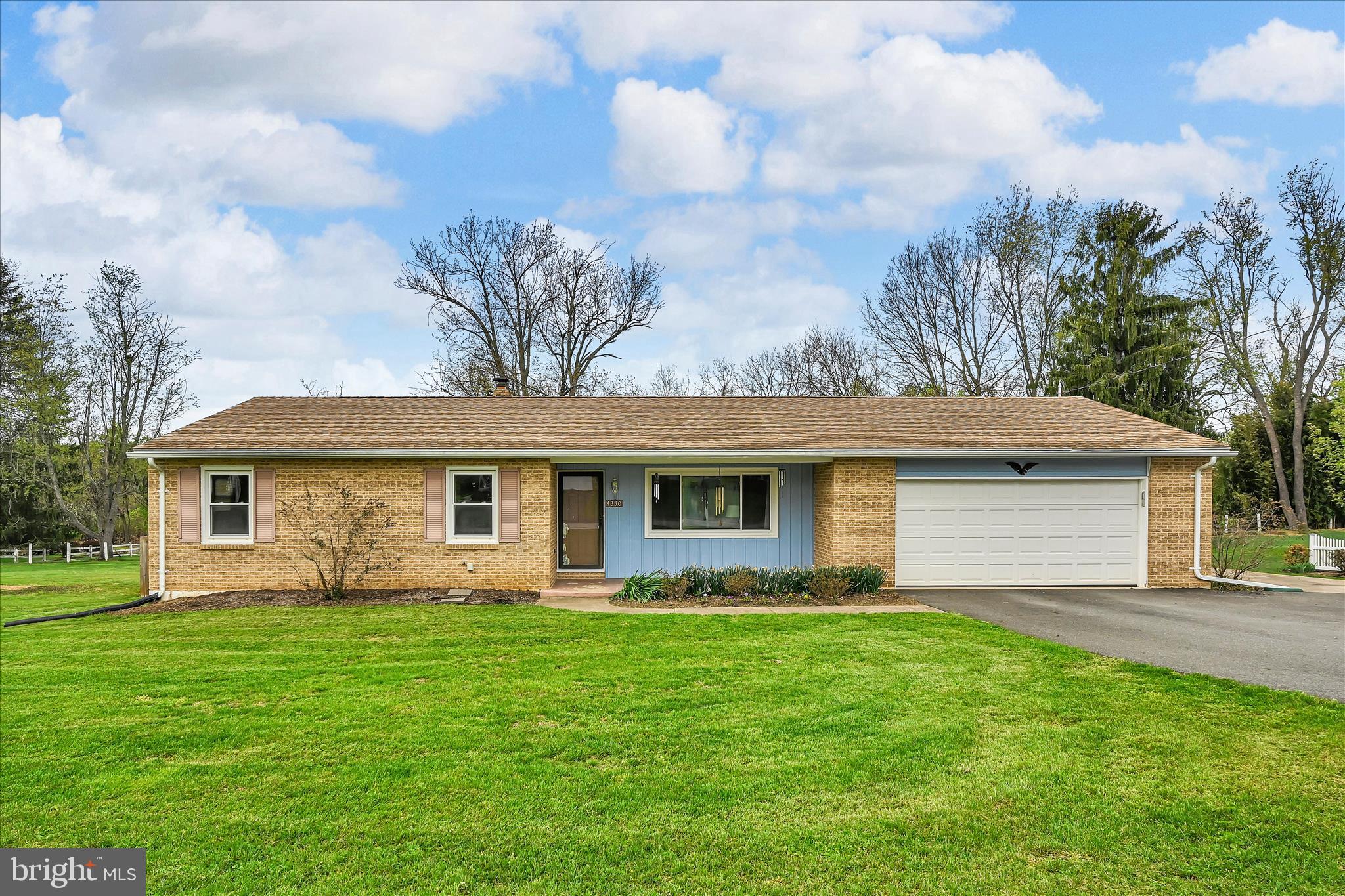 4330 PINEWOOD LANE