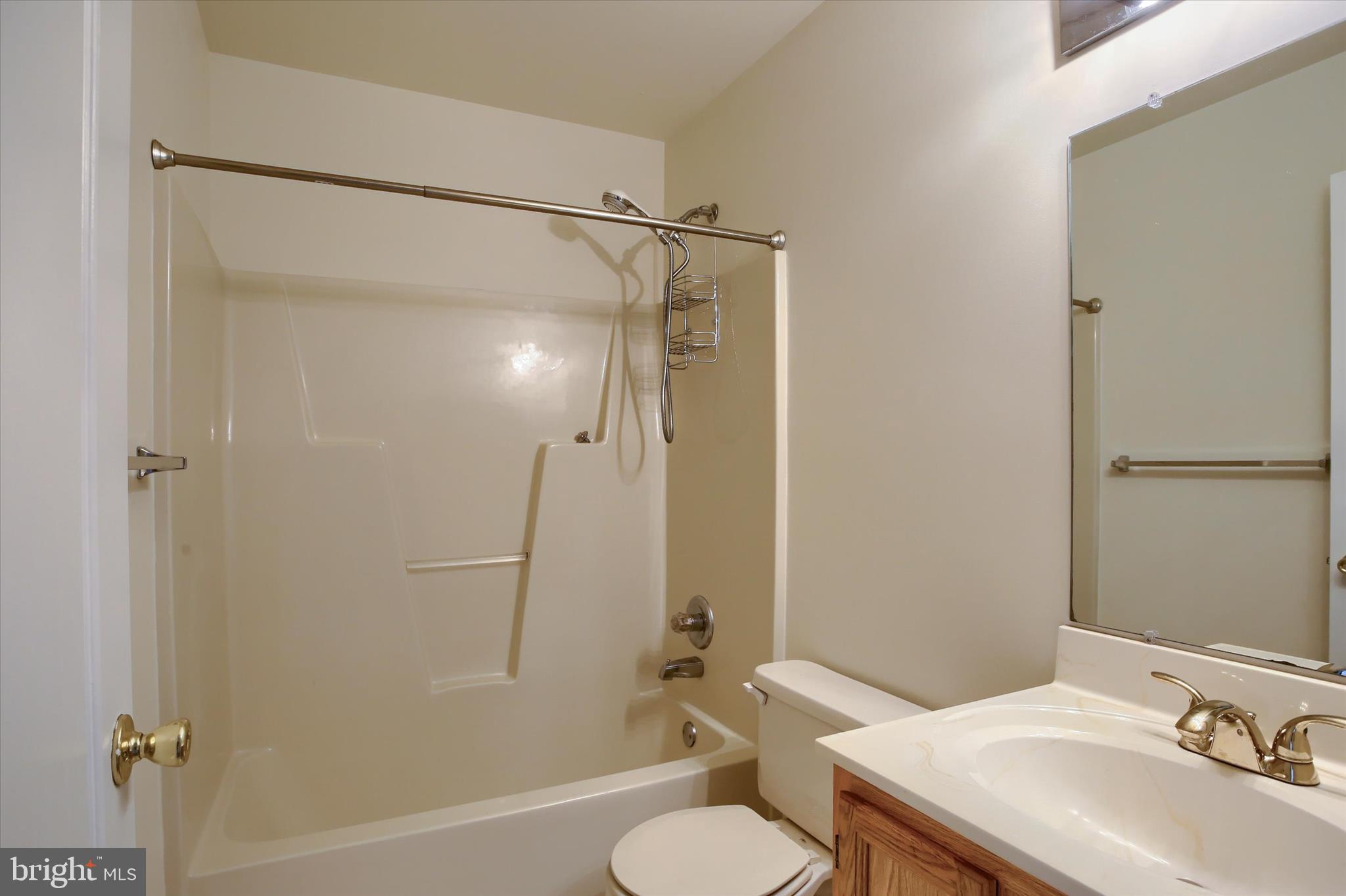 NORTHWOODS CROSSING - Residential