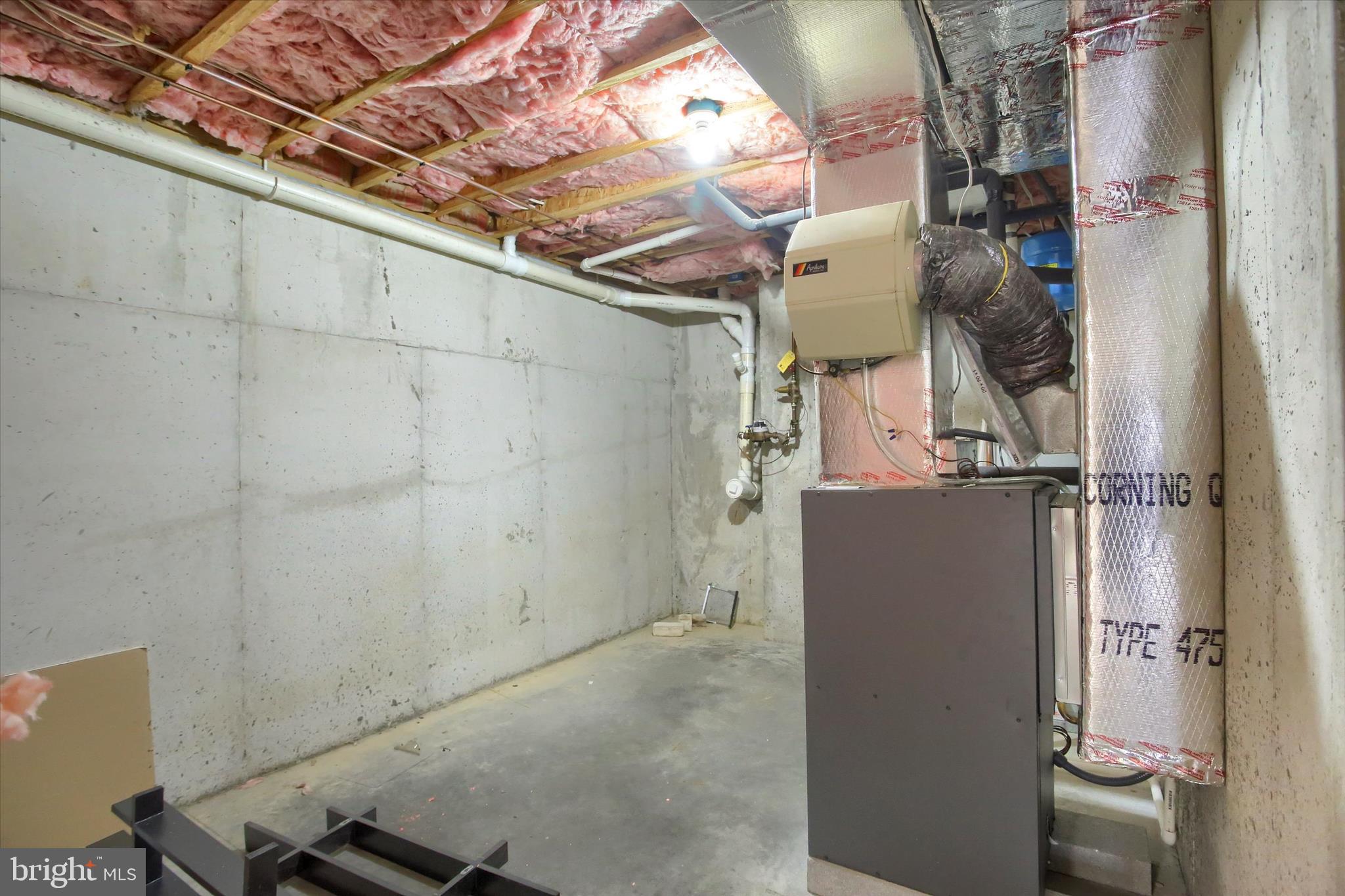 NORTHWOODS CROSSING - Residential