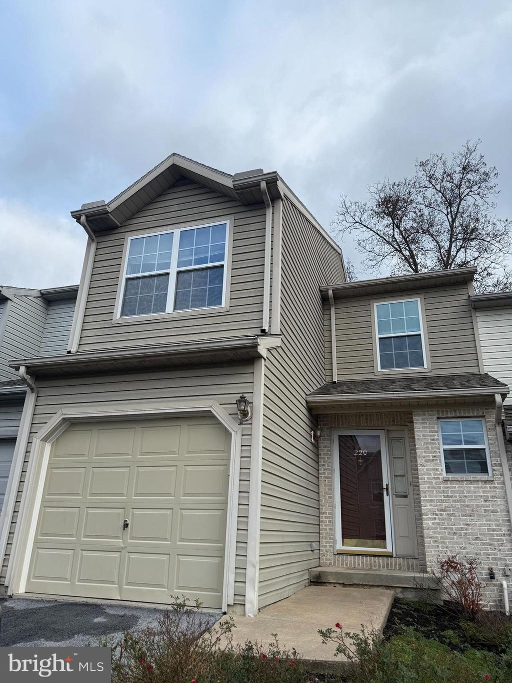 Photo of 220 Forest Oak Lane, HARRISBURG, PA 17110 (MLS # PADA2052168)