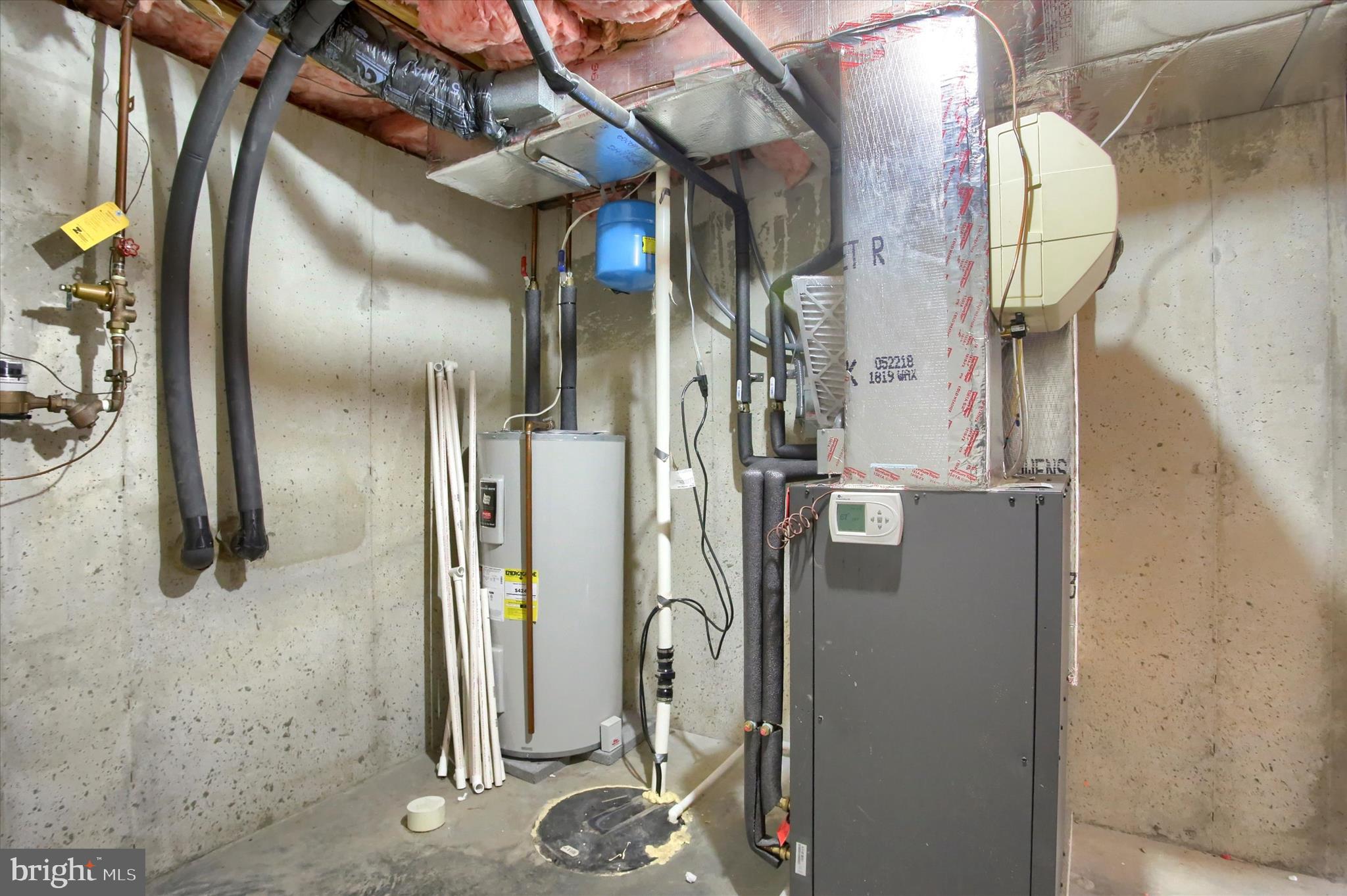 NORTHWOODS CROSSING - Residential