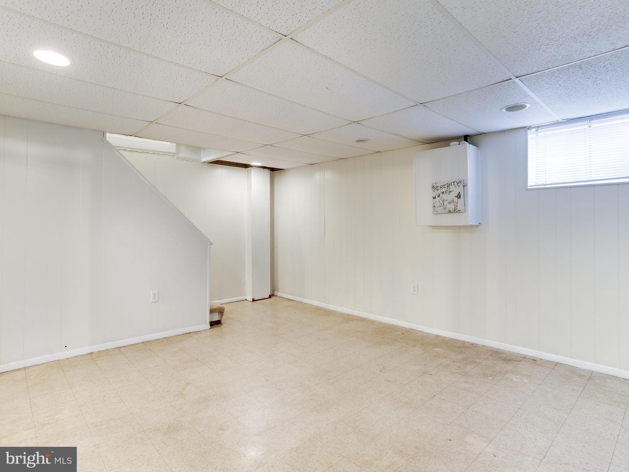 IDLEWOOD - Residential Lease