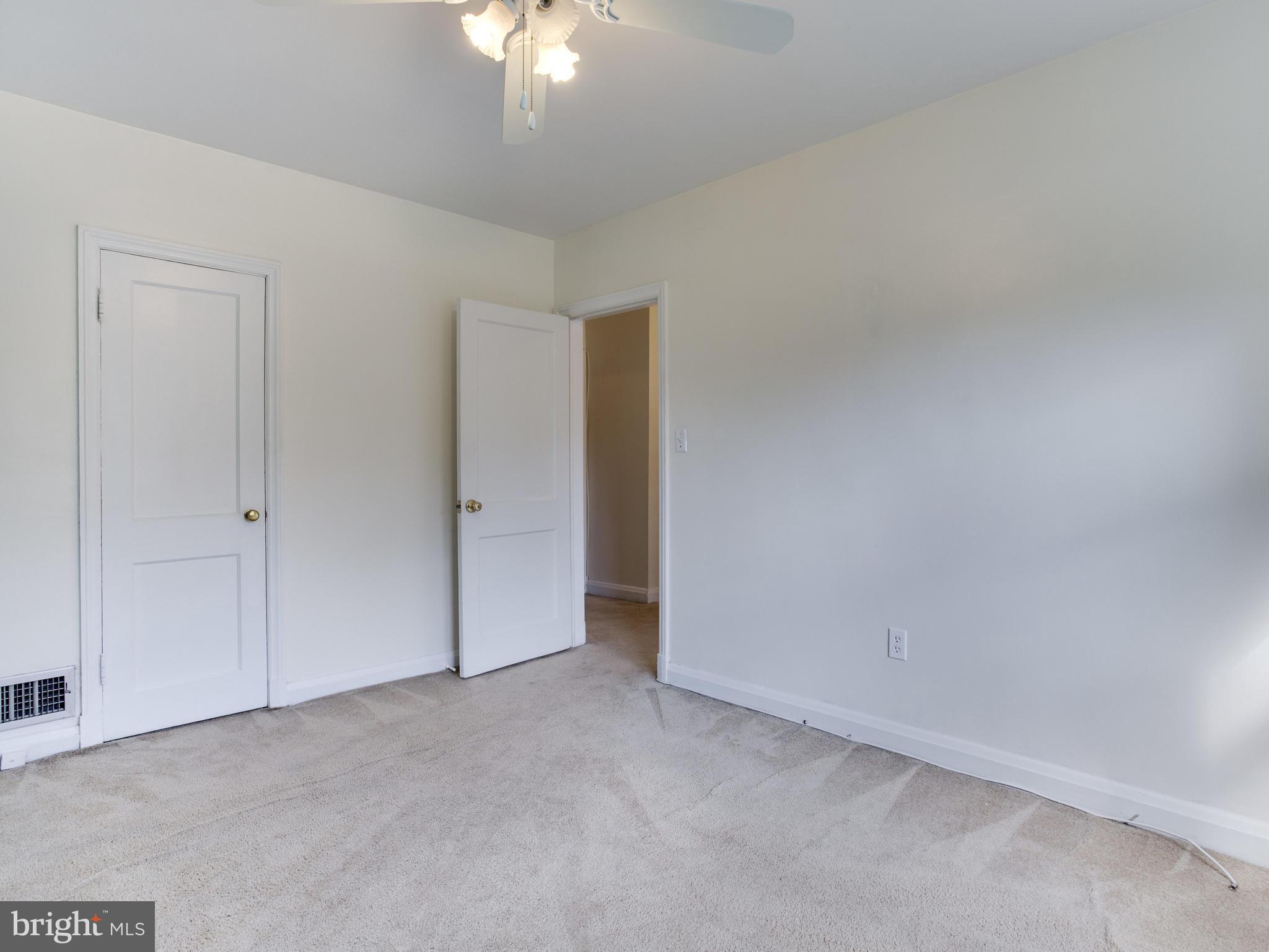 IDLEWOOD - Residential Lease