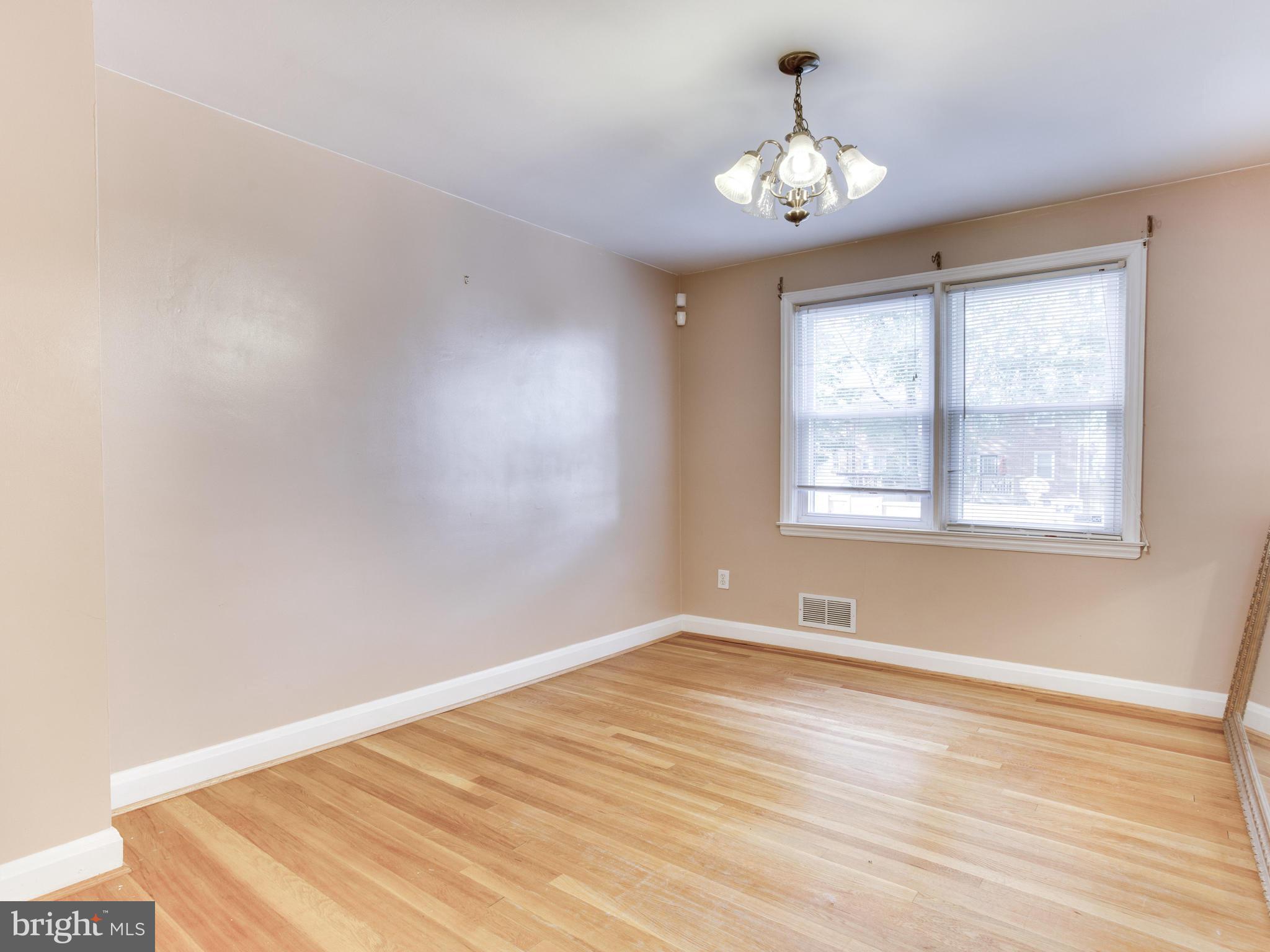 IDLEWOOD - Residential Lease