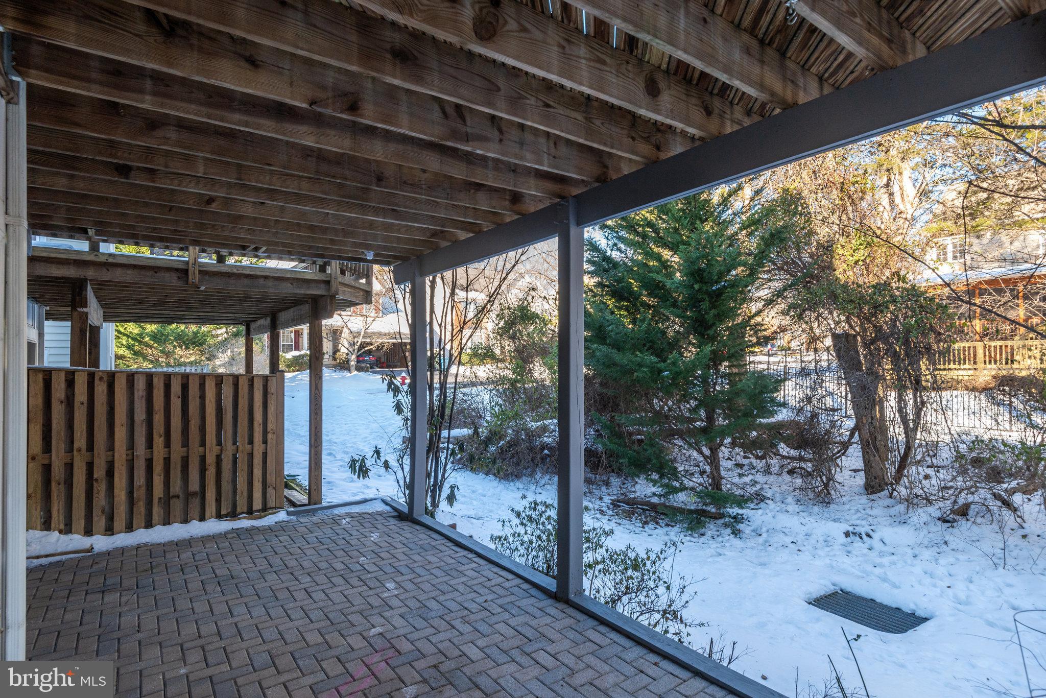 SOUTH RIDING - Residential