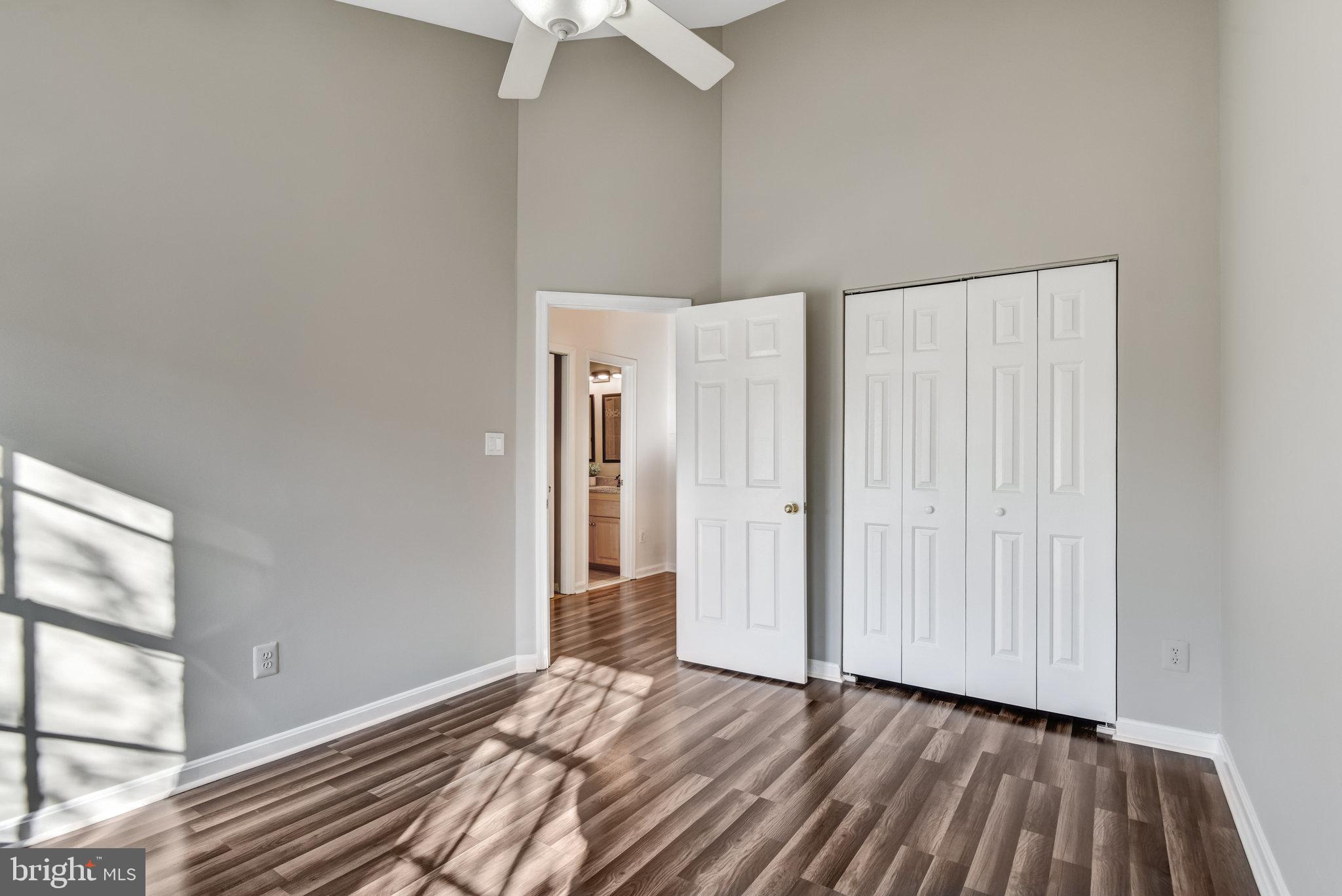 SOUTH RIDING - Residential