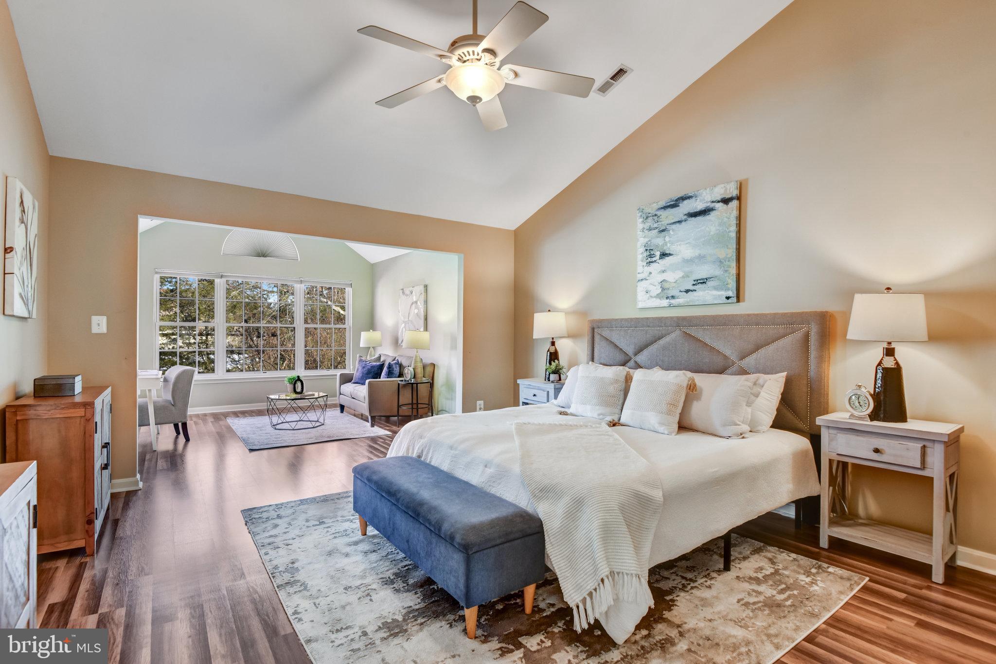 SOUTH RIDING - Residential