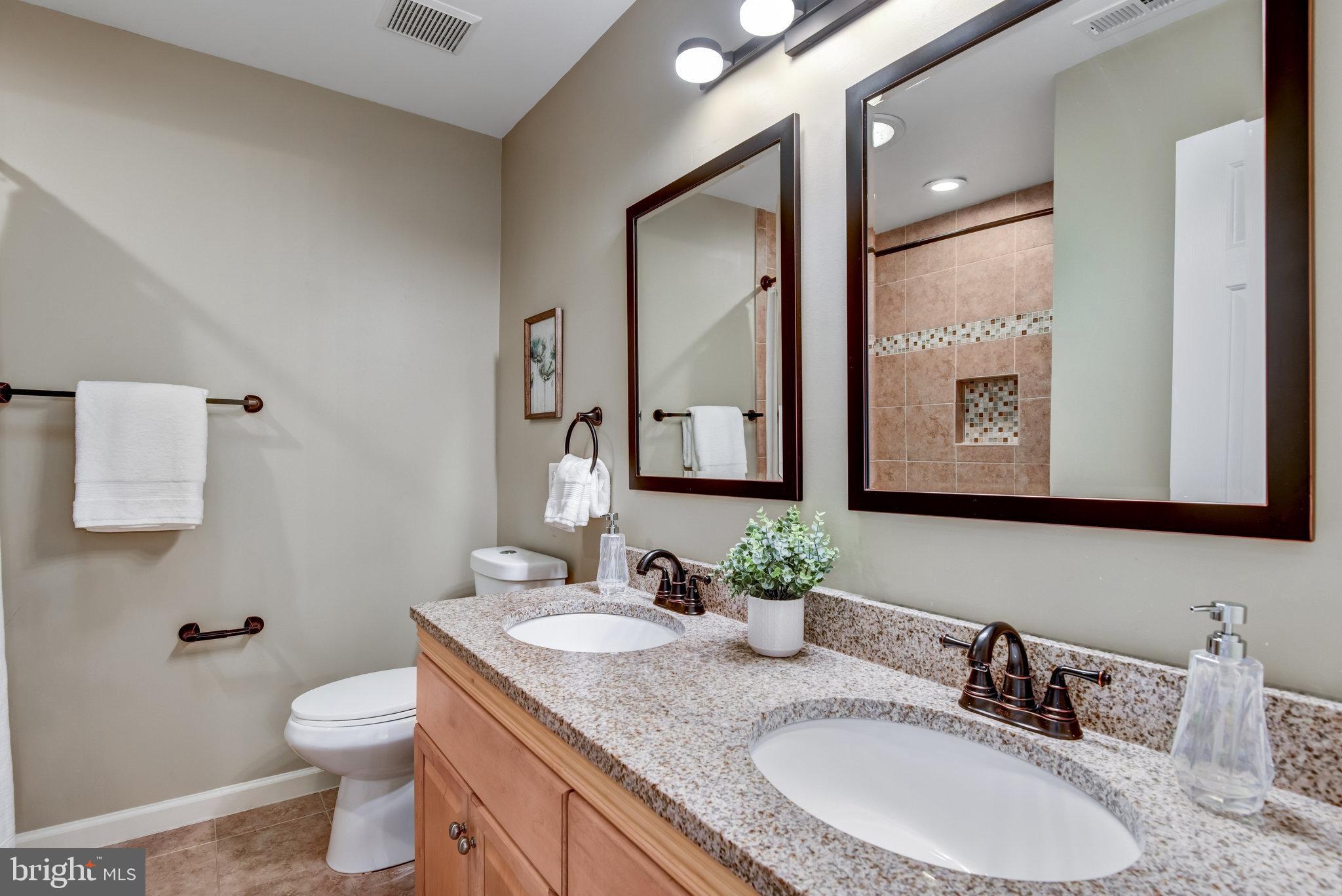 SOUTH RIDING - Residential