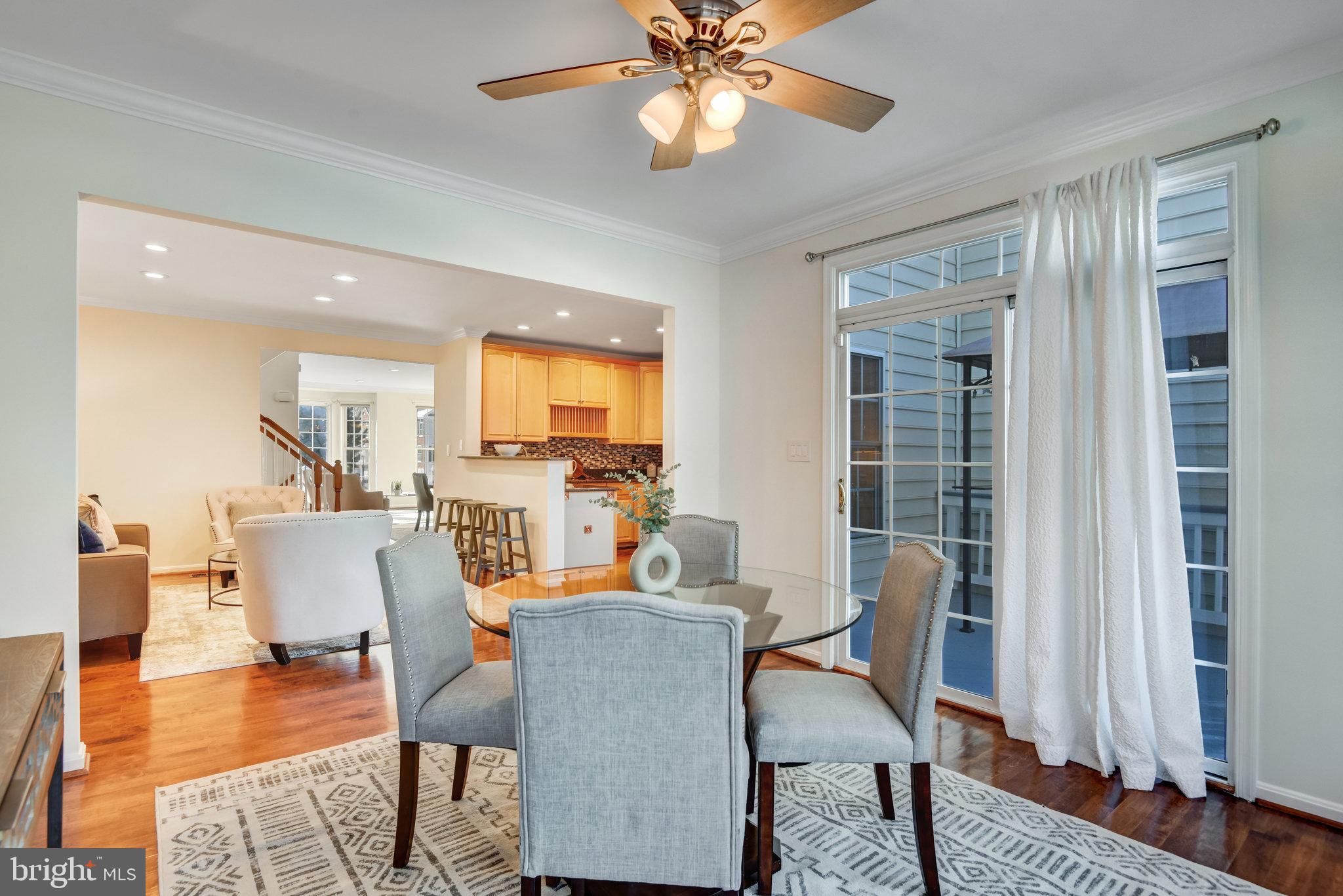 SOUTH RIDING - Residential