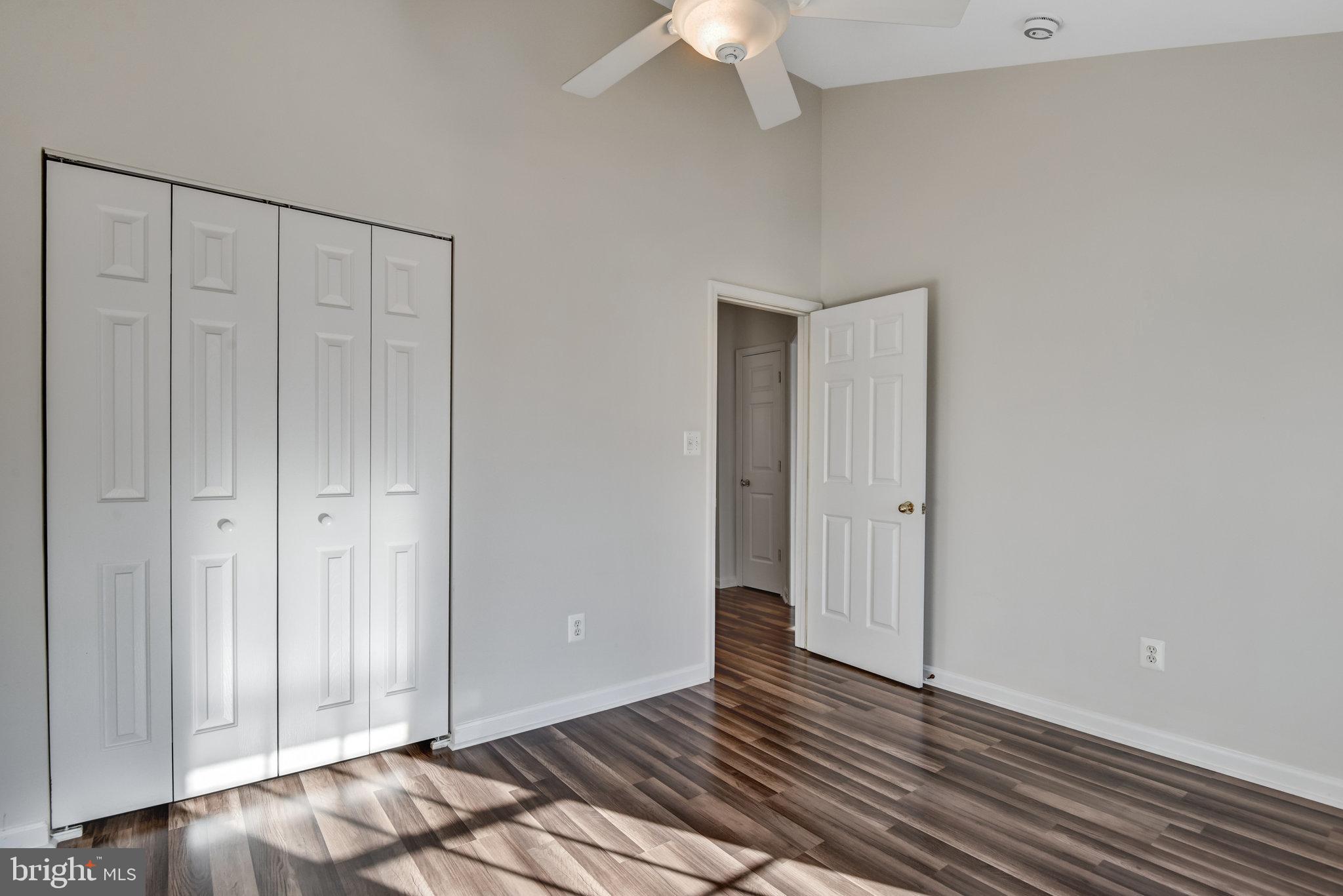 SOUTH RIDING - Residential