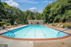 ELKINS PARK HOUSE - Residential