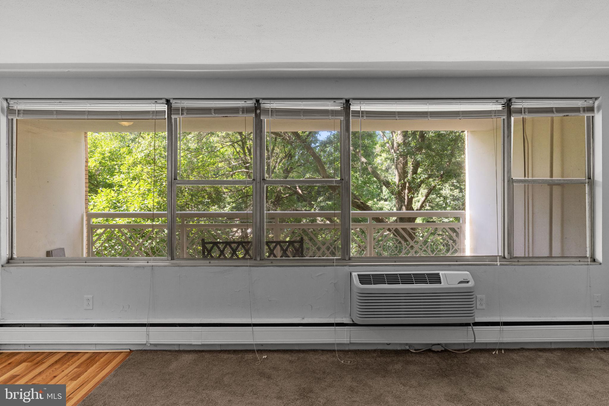 ELKINS PARK HOUSE - Residential