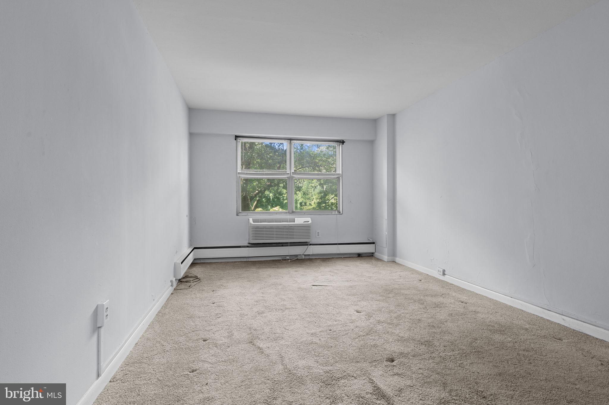 ELKINS PARK HOUSE - Residential