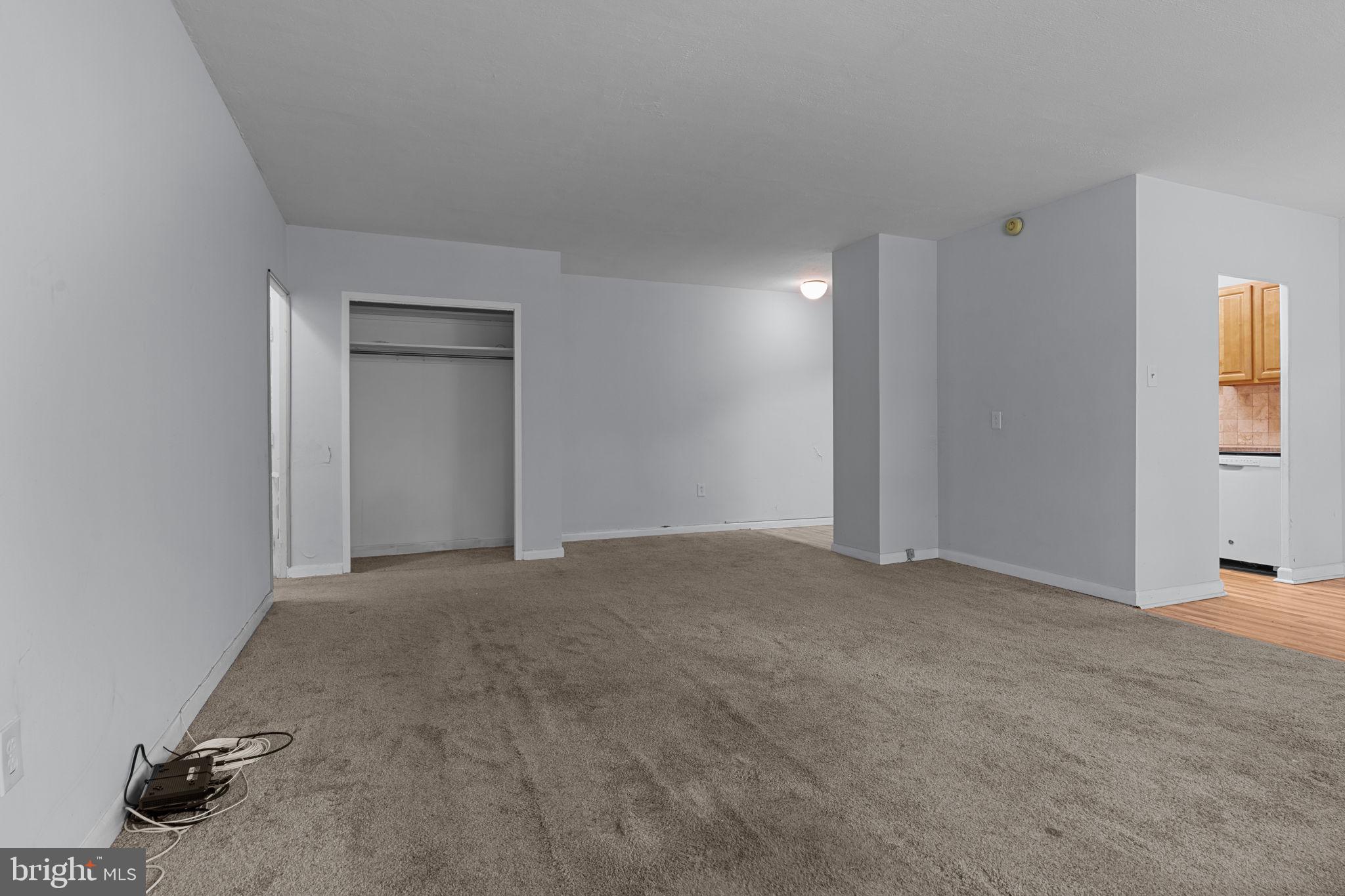 ELKINS PARK HOUSE - Residential