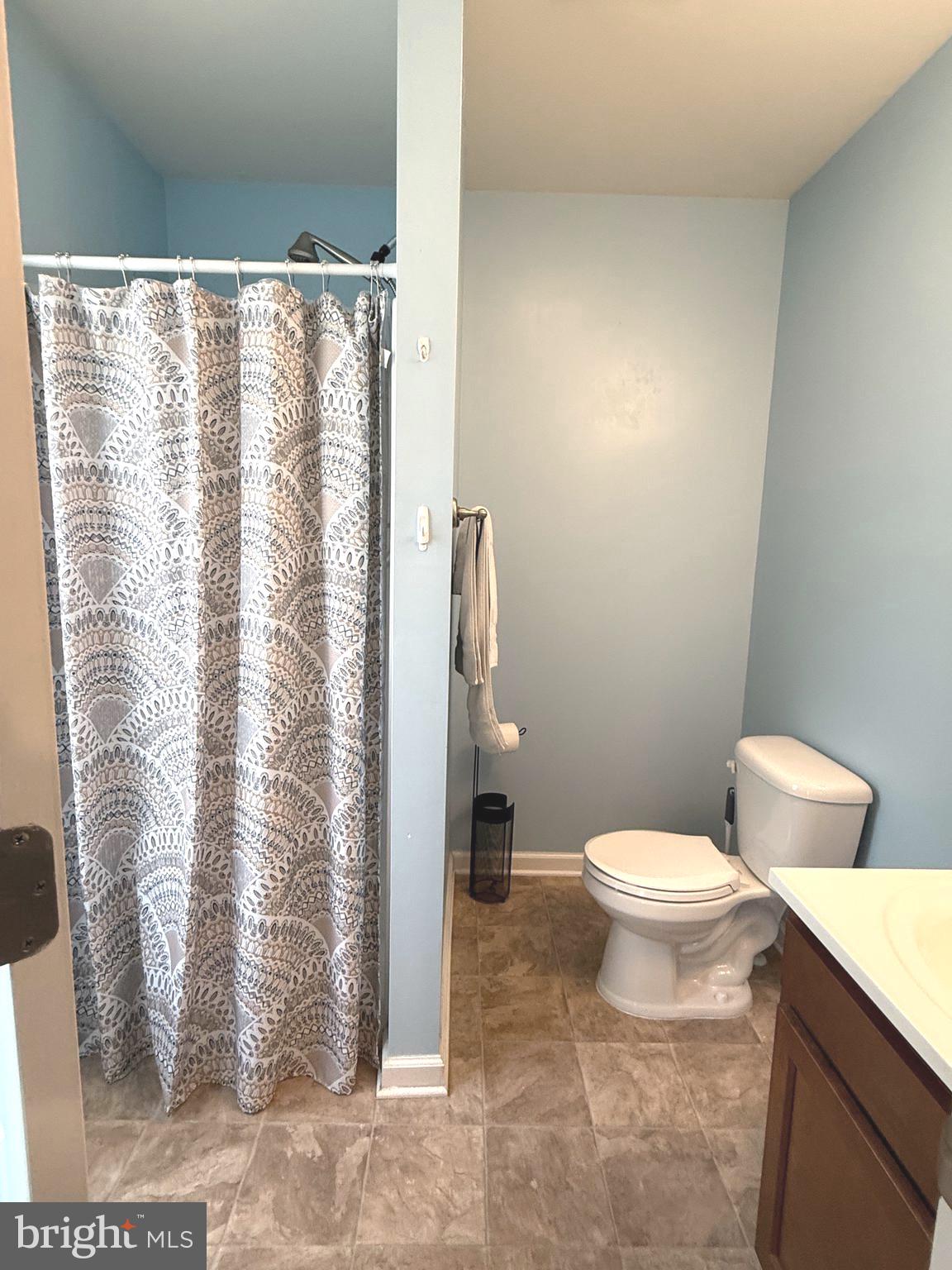 INWOOD VILLAGE - Residential