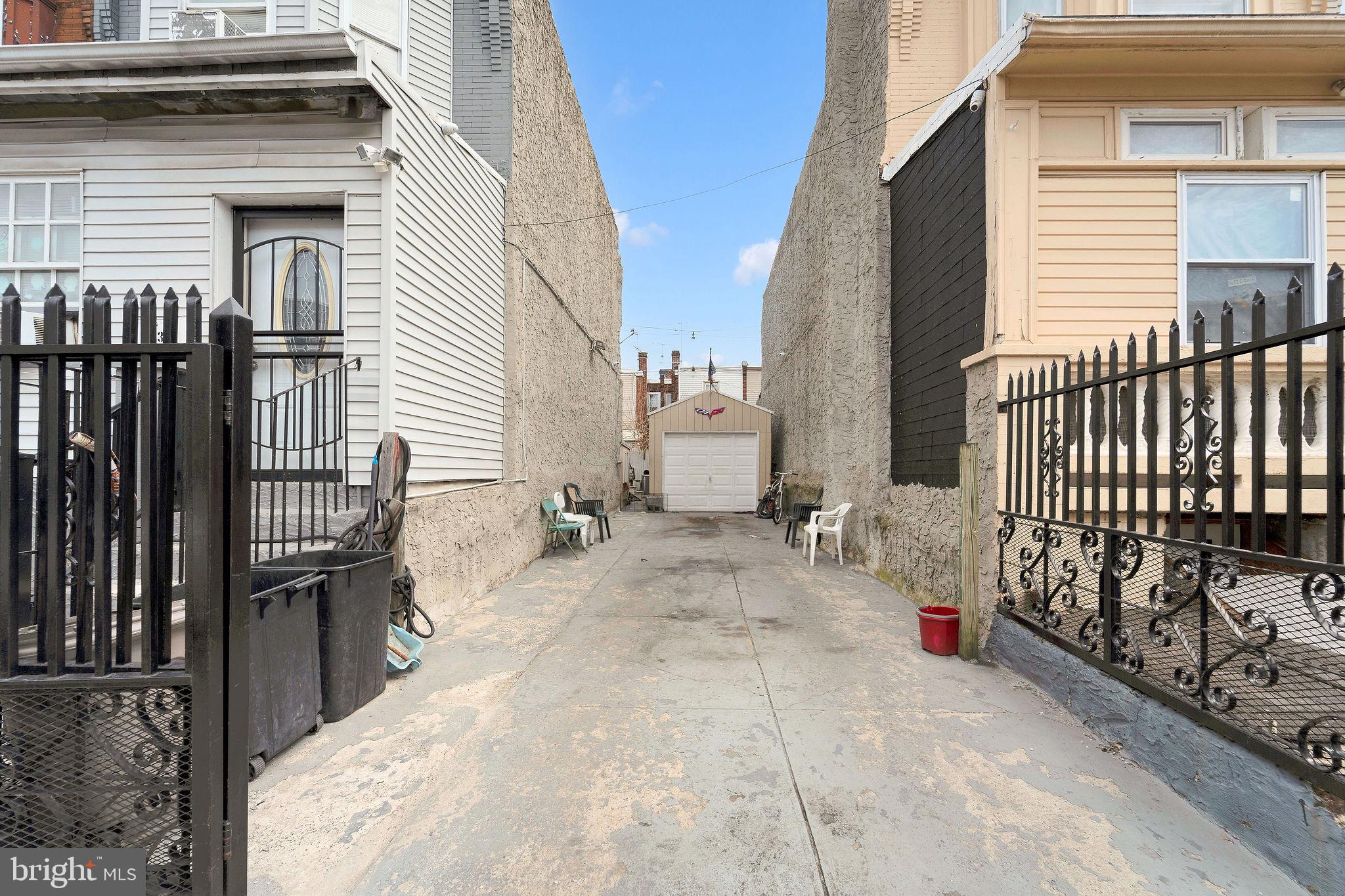 3935 N 8TH STREET