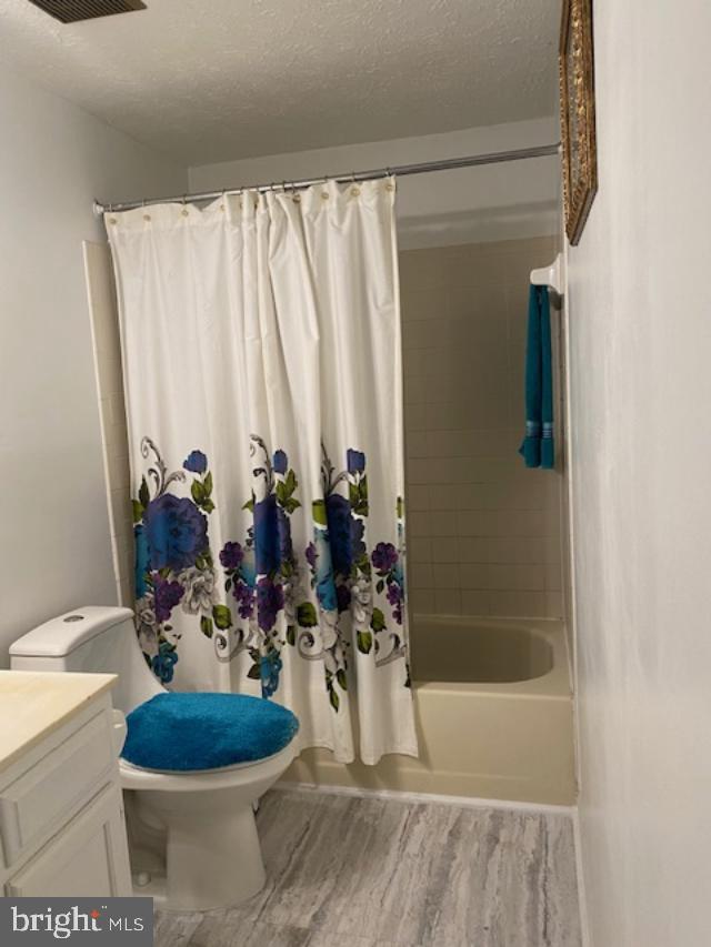 CAMBRIDGE SQUARE - Residential