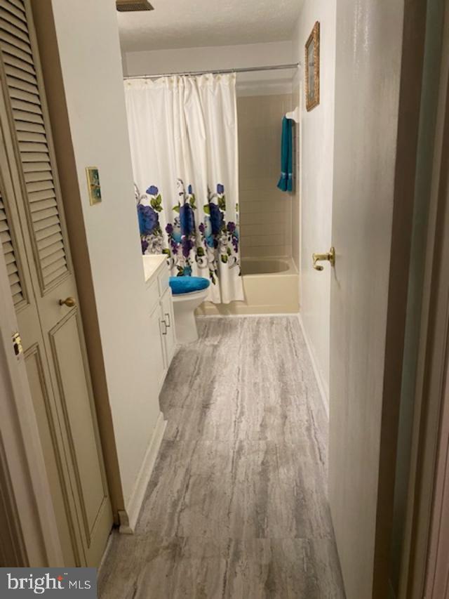 CAMBRIDGE SQUARE - Residential