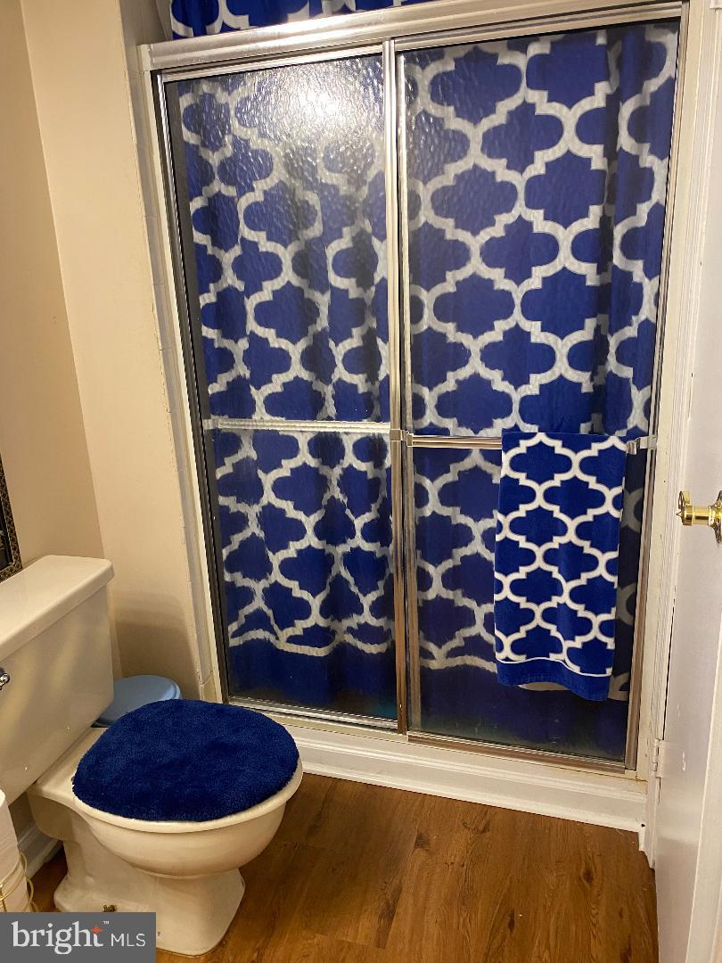 CAMBRIDGE SQUARE - Residential