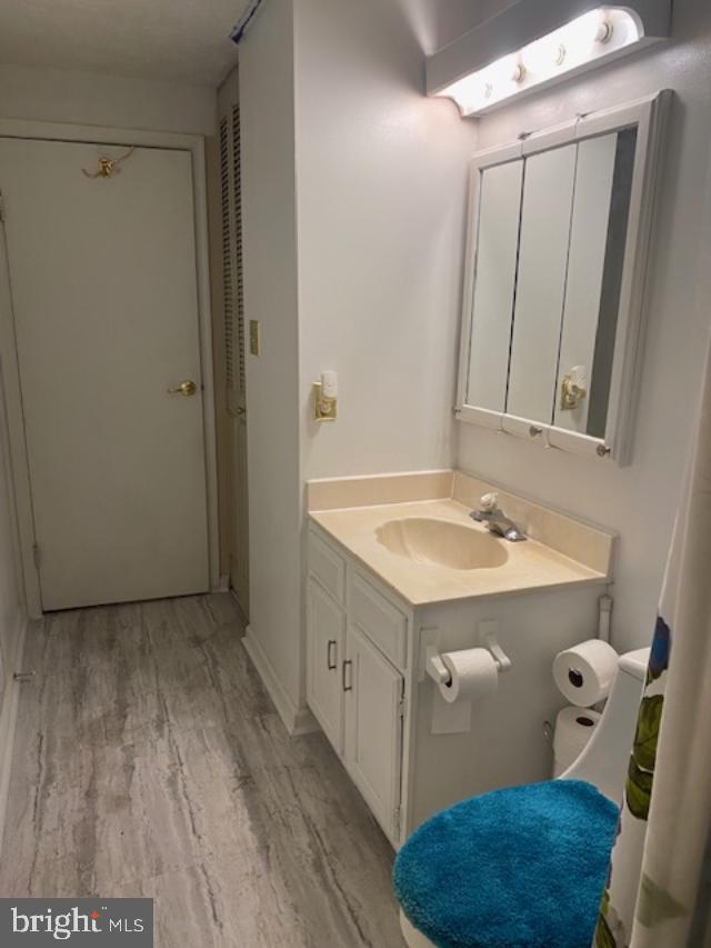 CAMBRIDGE SQUARE - Residential