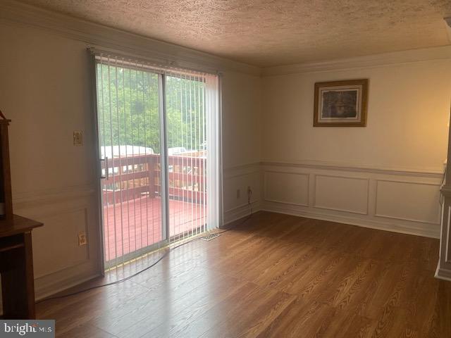 CAMBRIDGE SQUARE - Residential